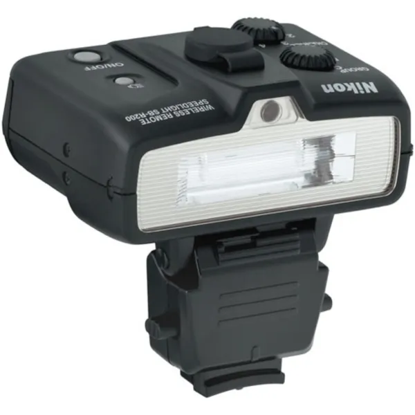 SB-R200 - Nikon