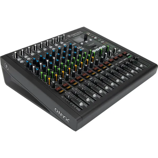 Onyx 12 - Mackie